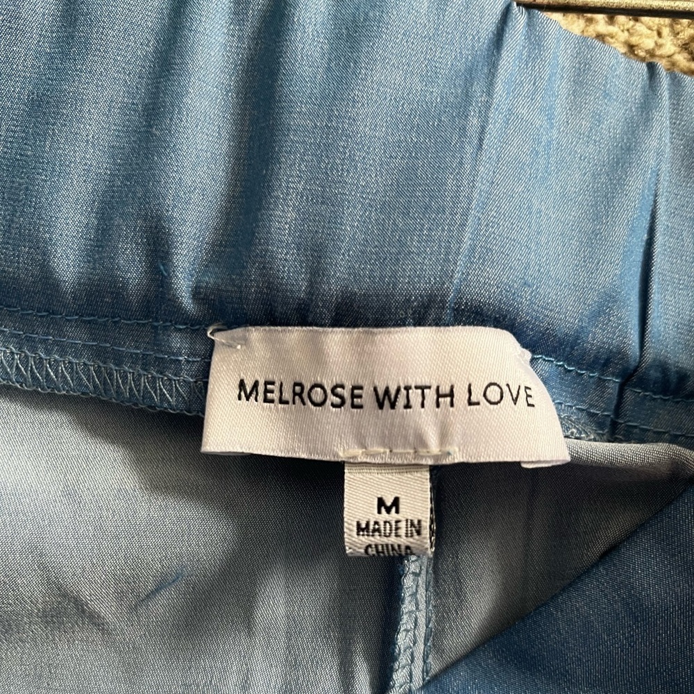 Light Blue 2 piece wide leg pant set Size M - Picture 6 of 6